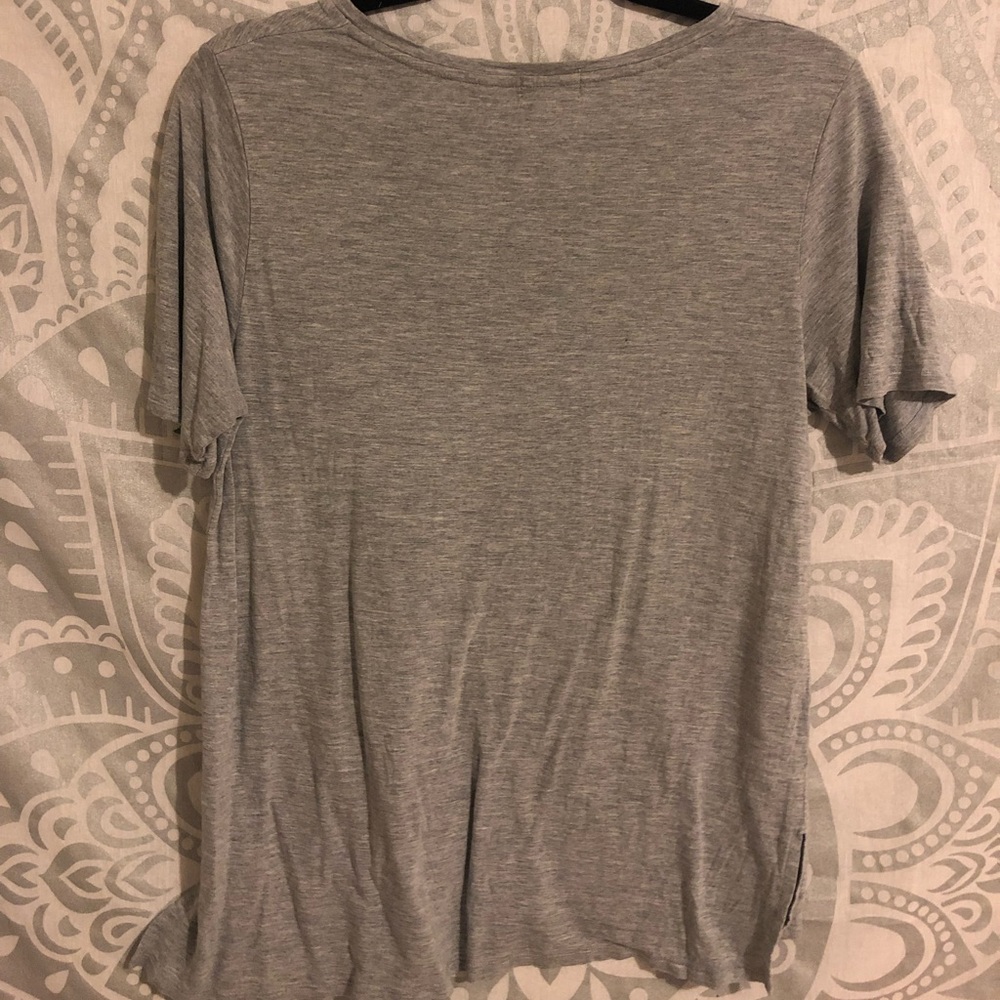 Basic tee - Picture 2 of 3